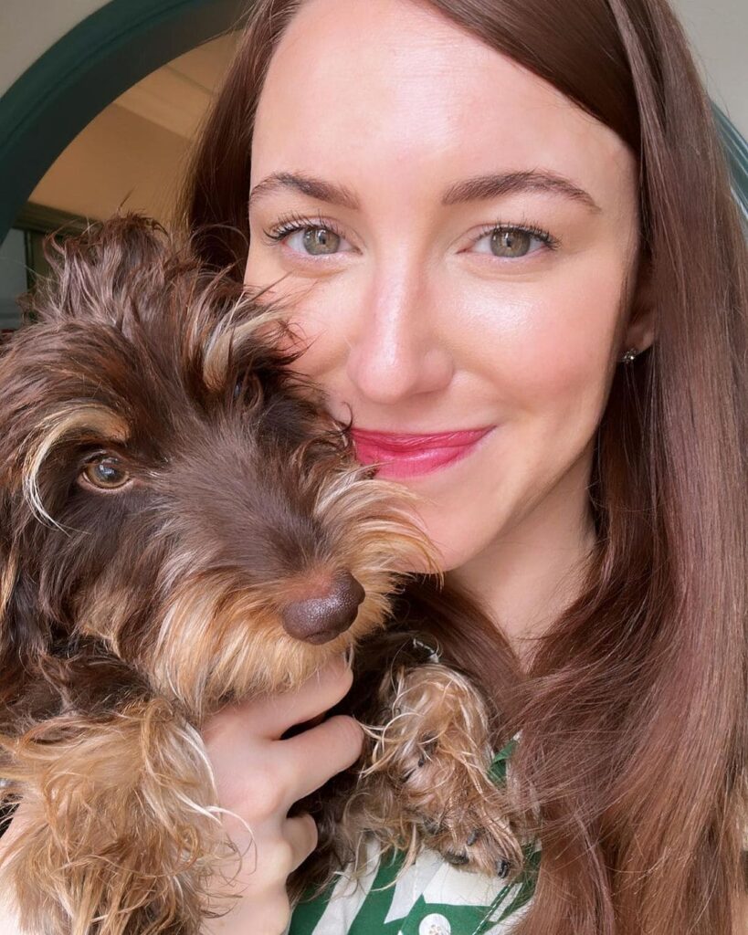 Sofia Bronzato con il suo cane